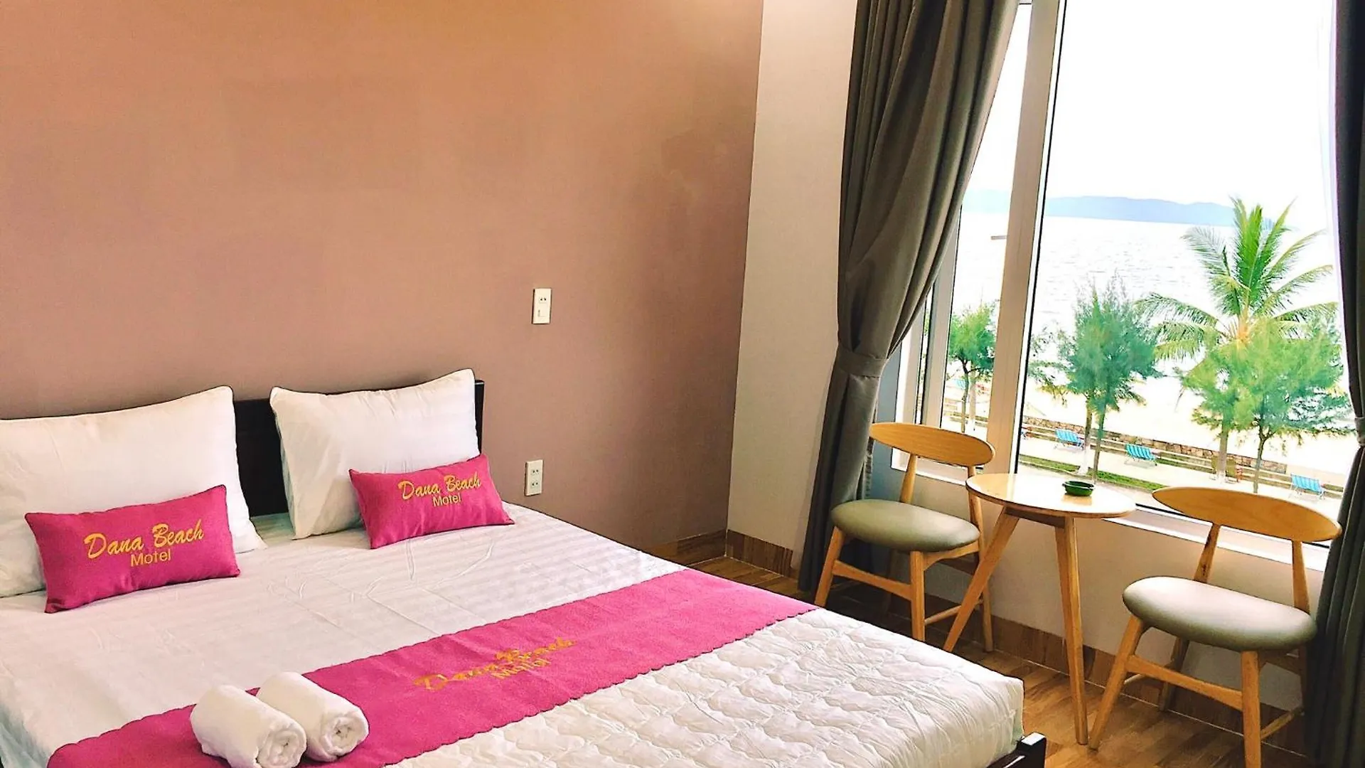 Dana Beach Motel Da Nang Vietnam