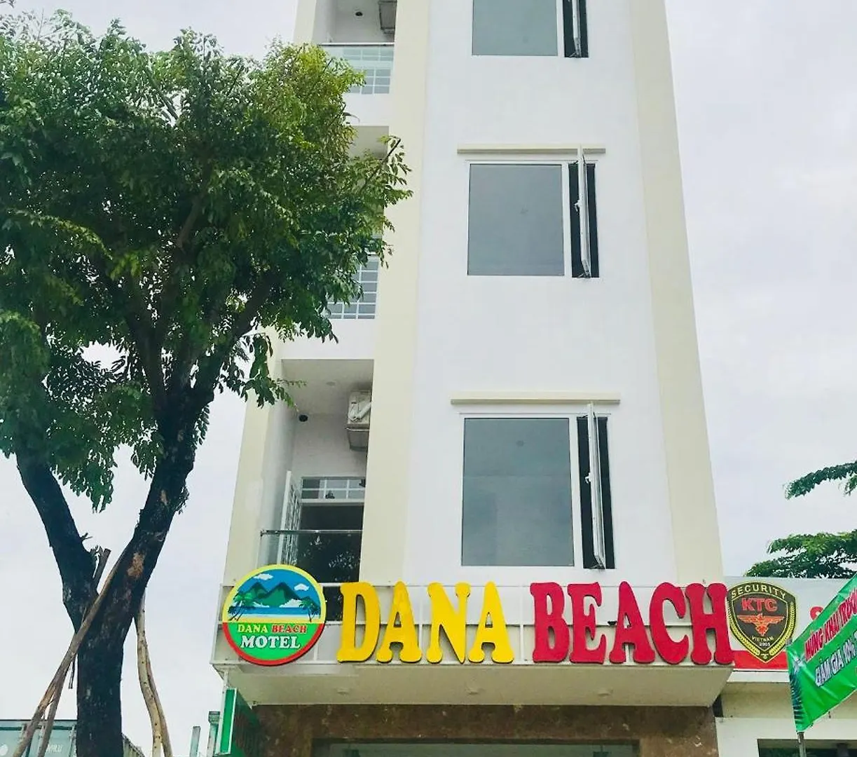 Dana Beach Motel contacts